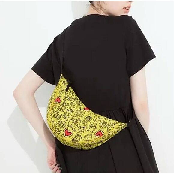 Uniqlo Sold Out Keith Haring Rind Mini Shoulder Bag - Picture 1 of 5